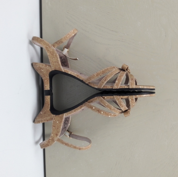 Soft Style by Hush Puppies Strappy Tan Heels - Picture 3 of 7